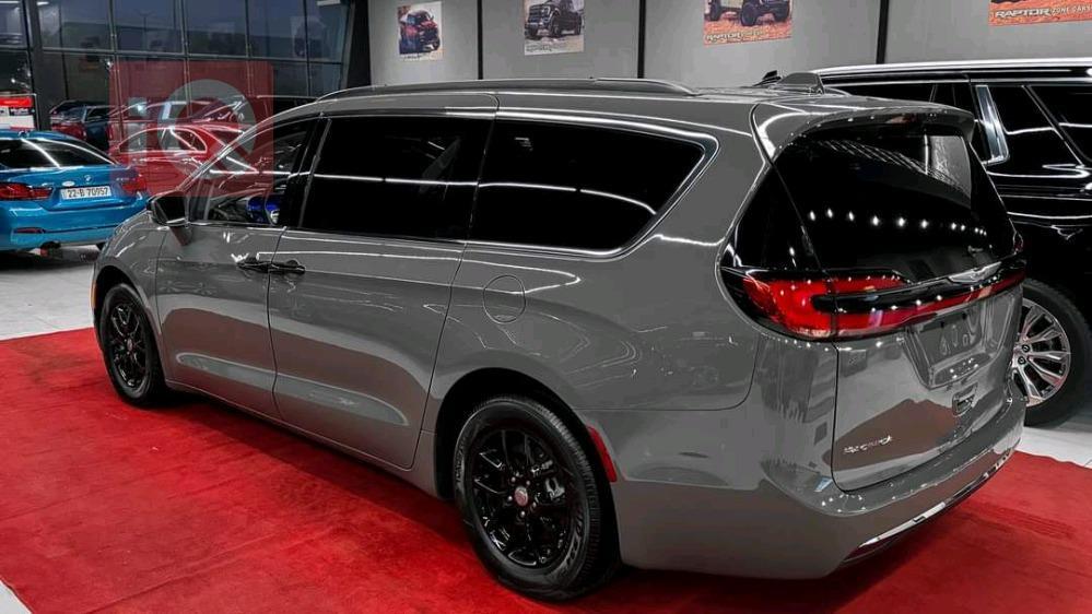 Chrysler Pacifica